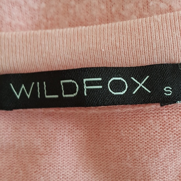 NWOT WILDFOX "POBODY'S NERFECT" PINK JUMPER - Picture 3 of 4
